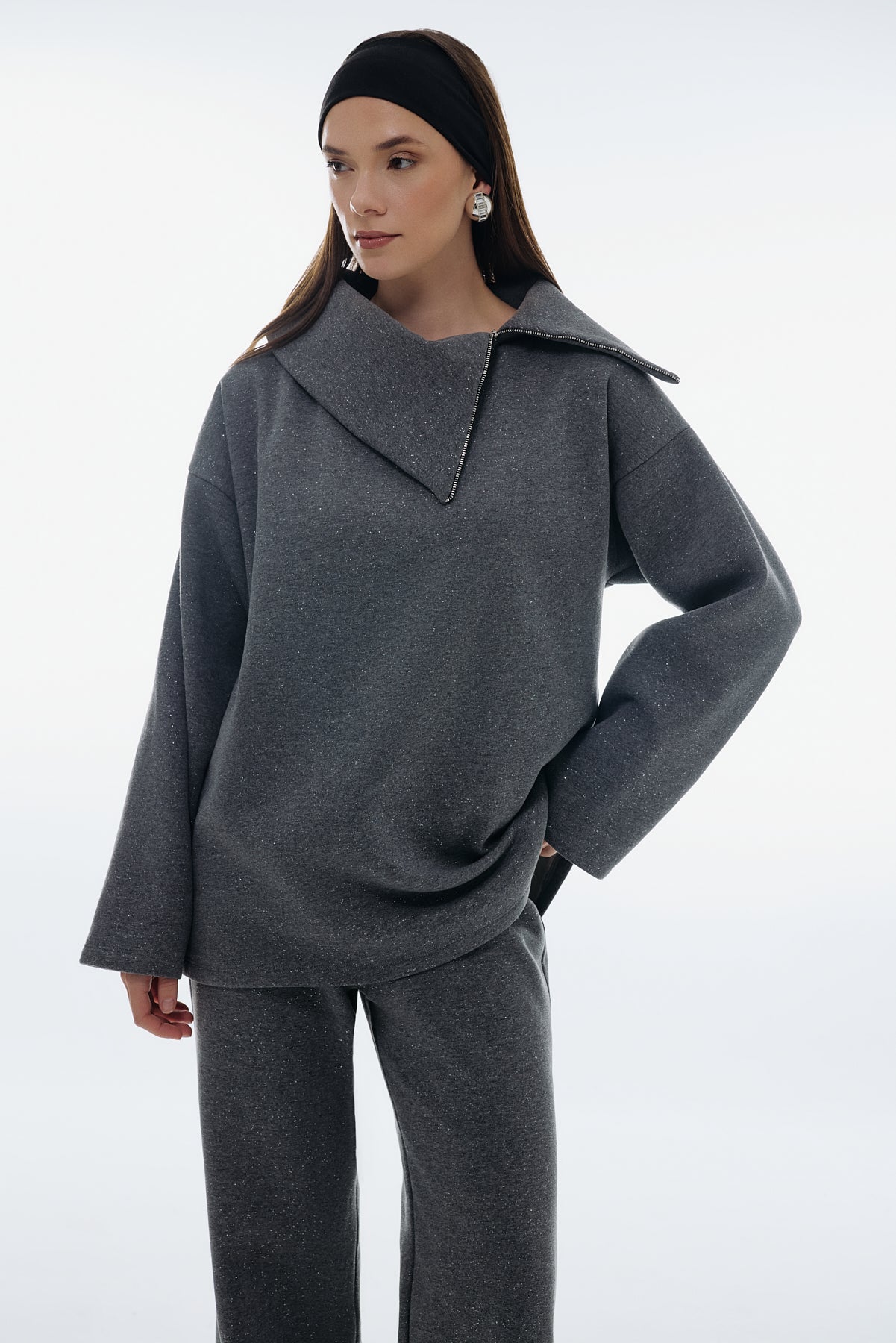 Shinestonê Sweatshirt